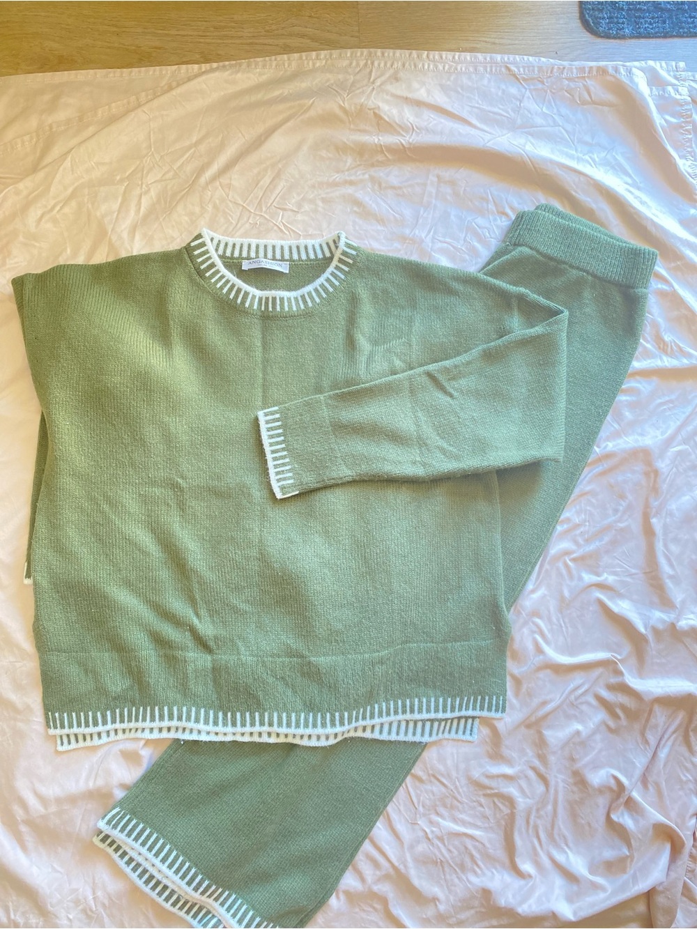 Sage Green Crewneck Sweater with White Trim - Women